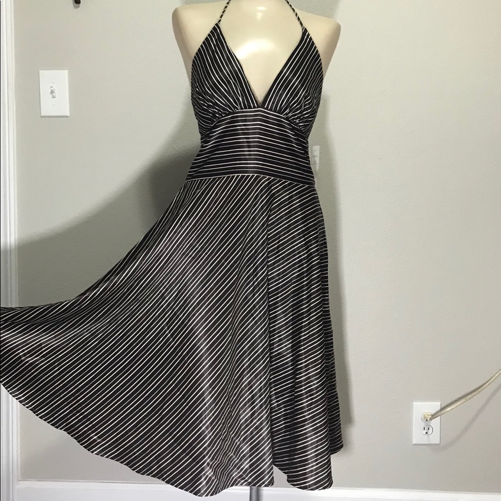 Alyn Paige Halter Brown White Marilyn Dress 6 NWT